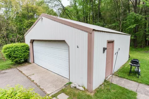 12886 Sycamore Pt, Plainwell, MI 49080 photo 47