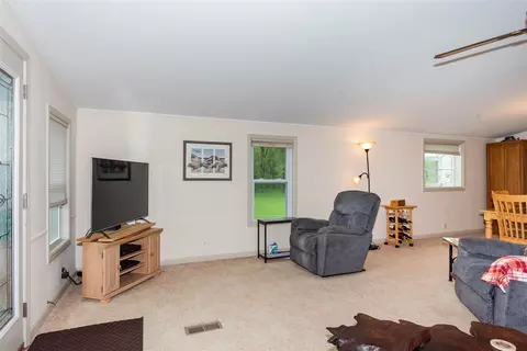 12886 Sycamore Pt, Plainwell, MI 49080 photo 4