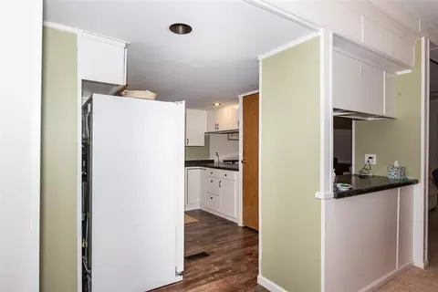12886 Sycamore Pt, Plainwell, MI 49080 photo 22