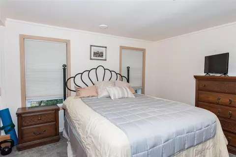 12886 Sycamore Pt, Plainwell, MI 49080 photo 30
