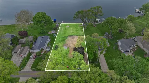 70567 Hilltop, Union, MI 49130