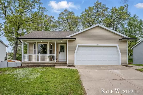 1349 Kimberly, Grand Rapids, MI 49508
