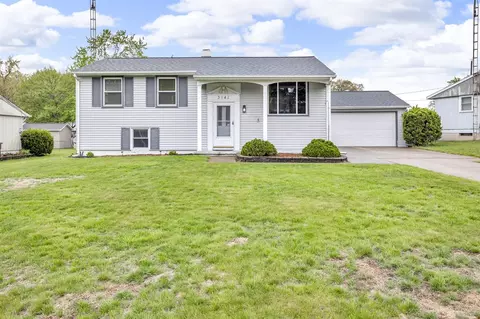 3942 Viking, Jackson, MI 49201