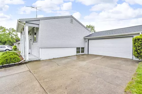 3942 Viking, Jackson, MI 49201 photo 4