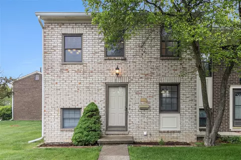 8374 Lakeview #56, Ypsilanti, MI 48198