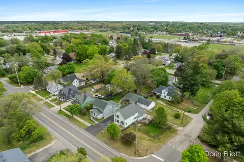 321 W Ellis, Belding, MI 48809 photo 28