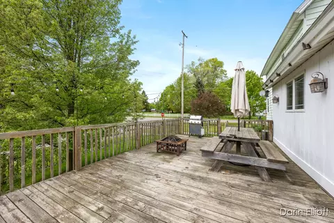 321 W Ellis, Belding, MI 48809 photo 24