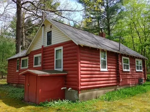 Exterior - 947 E 88th, Newaygo, MI 49337 photo 6 of 9