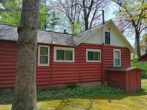 Exterior - 947 E 88th, Newaygo, MI 49337 photo 1 of 9