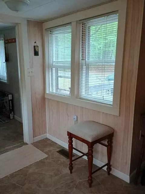 Entry Way - 947 E 88th, Newaygo, MI 49337 photo 1 of 1