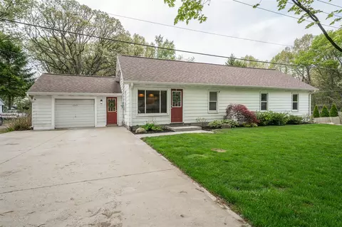 7745 W Q, Kalamazoo, MI 49009