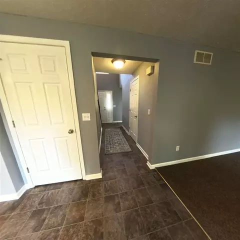 Entry Way - 5734 108th, Pullman, MI 49450 photo 4 of 5
