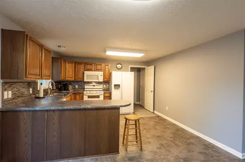 Kitchen - 5734 108th, Pullman, MI 49450 photo 2 of 3
