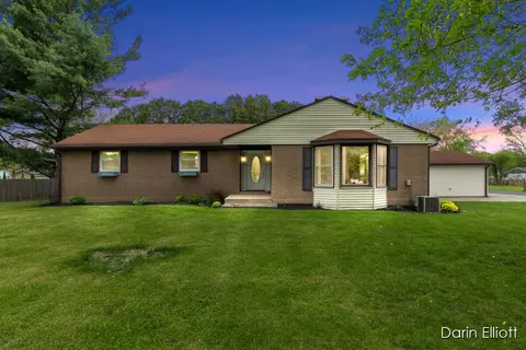 417 E Grant, Sheridan, MI 48884