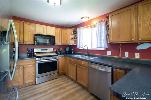 Kitchen - 6272 Belding, Belding, MI 48809 photo 4 of 8