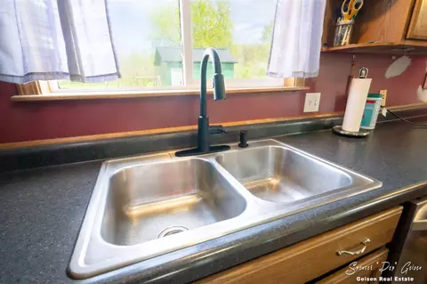 Kitchen - 6272 Belding, Belding, MI 48809 photo 6 of 8