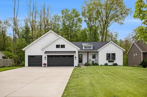 5346 Eagle Pass, Hudsonville, MI 49426