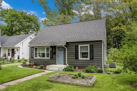 1110 Warren, Kalamazoo, MI 49006
