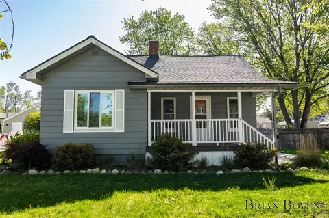 350 Adolph, Rockford, MI 49341