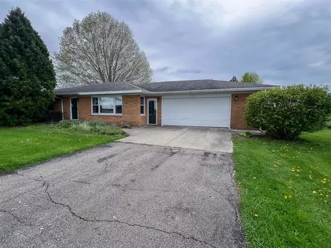 351 W Maple, Climax, MI 49034 photo 3