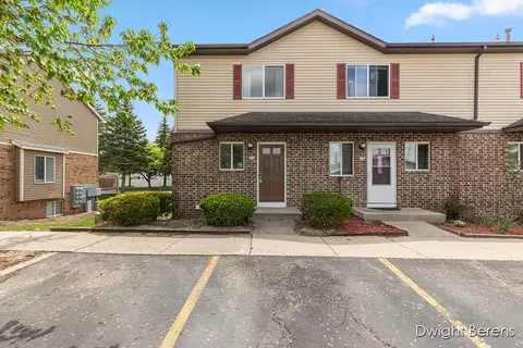 254 Carriage #48, Grand Rapids, MI 49548
