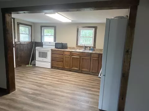 Kitchen - 2806 Beebe, Niles, MI 49120 photo 2 of 2