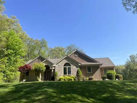 8544 W W Ml, Kalamazoo, MI 49009