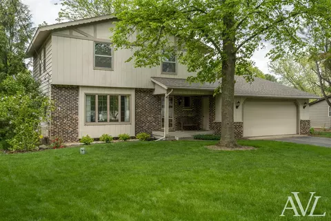 7237 Mountain Ash, Grand Rapids, MI 49546
