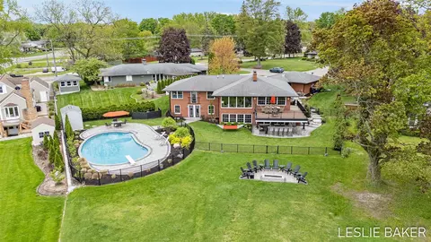 833 Allen, Holland, MI 49423