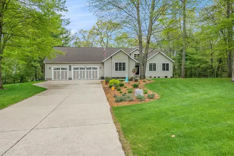 3990 Stone Vly, Twin Lake, MI 49457
