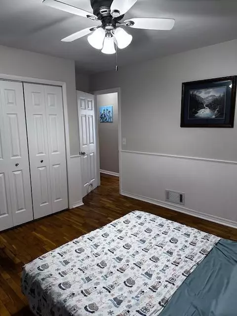 Bedroom - 921 Mitchell, Lansing, MI 48917 photo 1 of 3