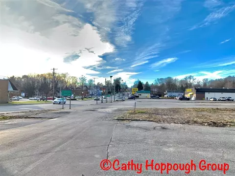 428 W Lincoln, Ionia, MI 48846
