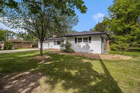 413 Bailey, Big Rapids, MI 49307 photo 3