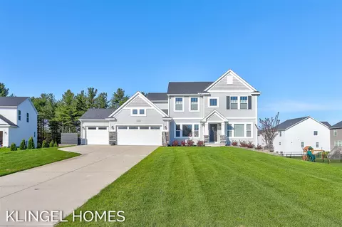 9235 Bigleaf, West Olive, MI 49460