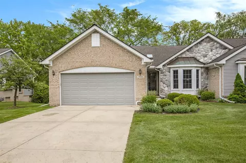 7343 Green Mdw, Canton, MI 48187