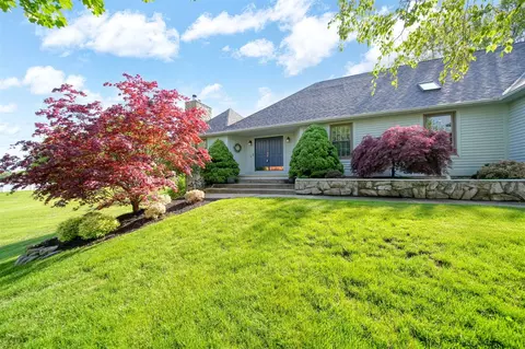 676 Stonecrest, Adrian, MI 49221