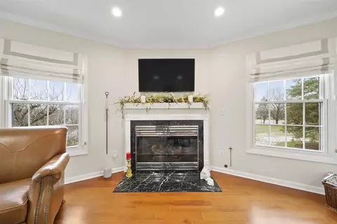 Living - 676 Stonecrest, Adrian, MI 49221 photo 2 of 7