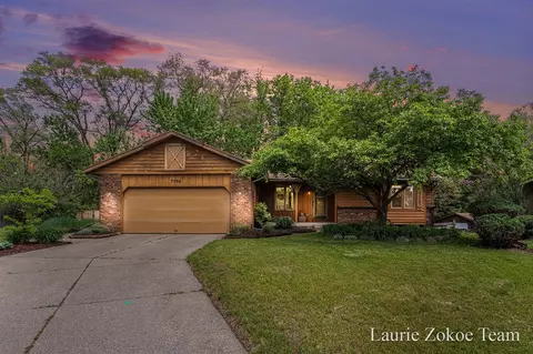 7396 Sandelwood, Jenison, MI 49428