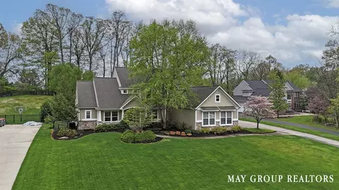 7828 Autumn Woods, Ada, MI 49301