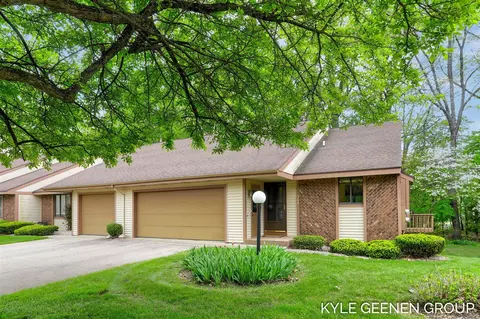 562 Cherry, Holland, MI 49424
