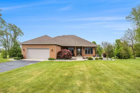 13041 Mohney Lk, Three Rivers, MI 49093