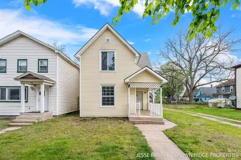 177 W 9th, Holland, MI 49423