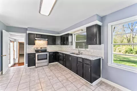Kitchen - 1508 Flushing, Flushing, MI 48433 photo 1 of 2