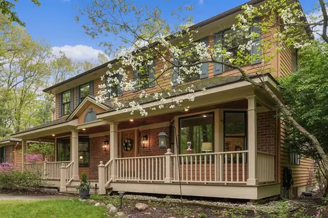 326 Greentree, Ada, MI 49301 photo 3