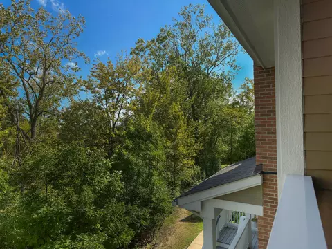 2583 W Towne, Ann Arbor, MI 48103