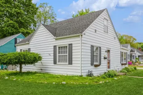 2520 S State, Saint Joseph, MI 49085