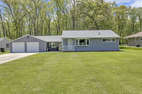 1511 Strathmoor, Jackson, MI 49203