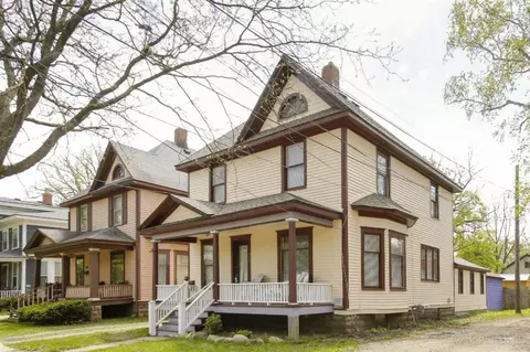 815 Elmwood, Kalamazoo, MI 49007