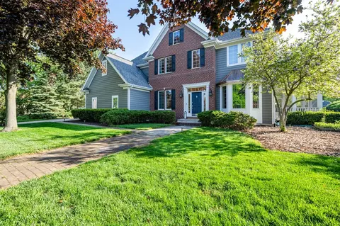 3276 Wyndwicke, Saint Joseph, MI 49085