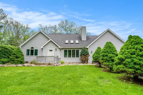 7512 Trophy, Grass Lake, MI 49240